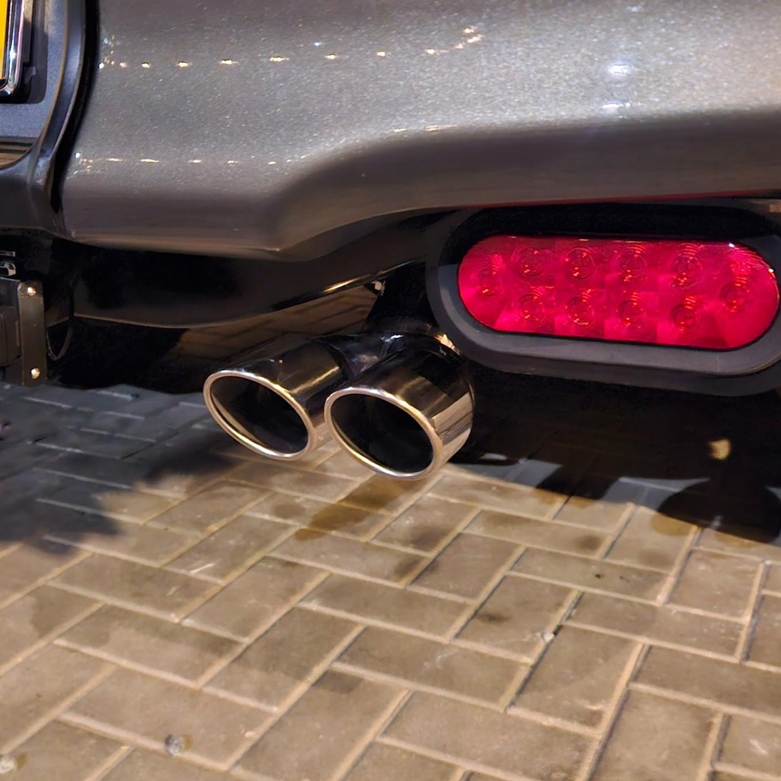 Dual Exhaust Tail Pipe 2.5″ Stainless Steel Muffler Tip Universal Car with Bolt