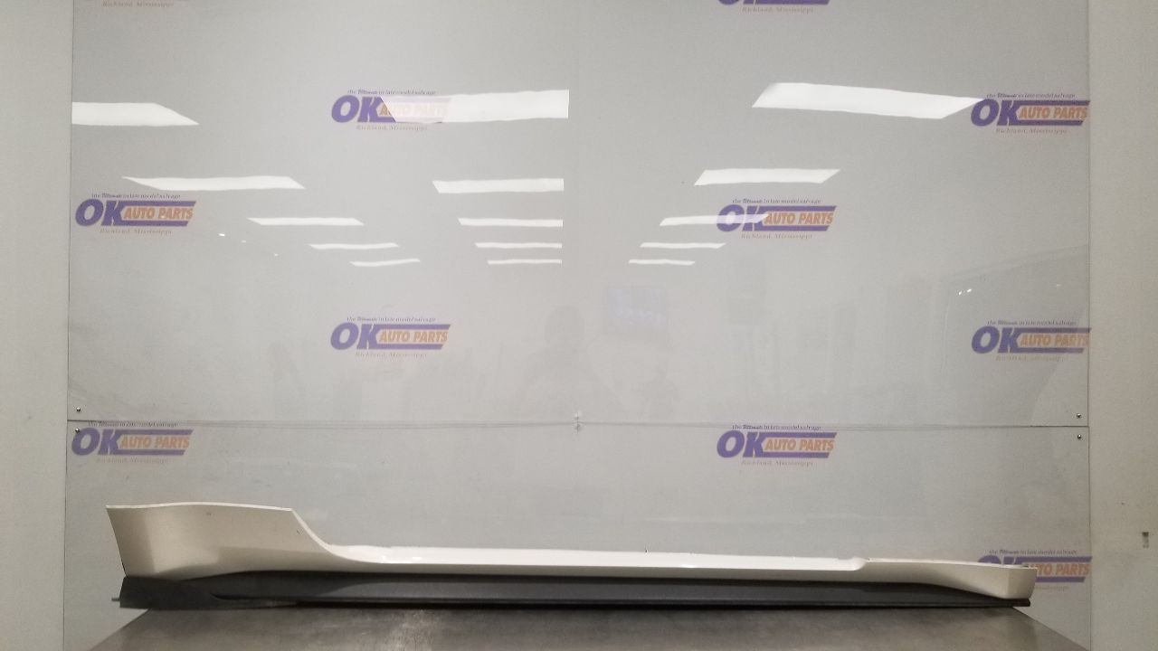 17 FORD MUSTANG ROUSH RS3 ROCKER PANEL SIDE SKIRT RIGHT PASSENGER PEARL WHITE