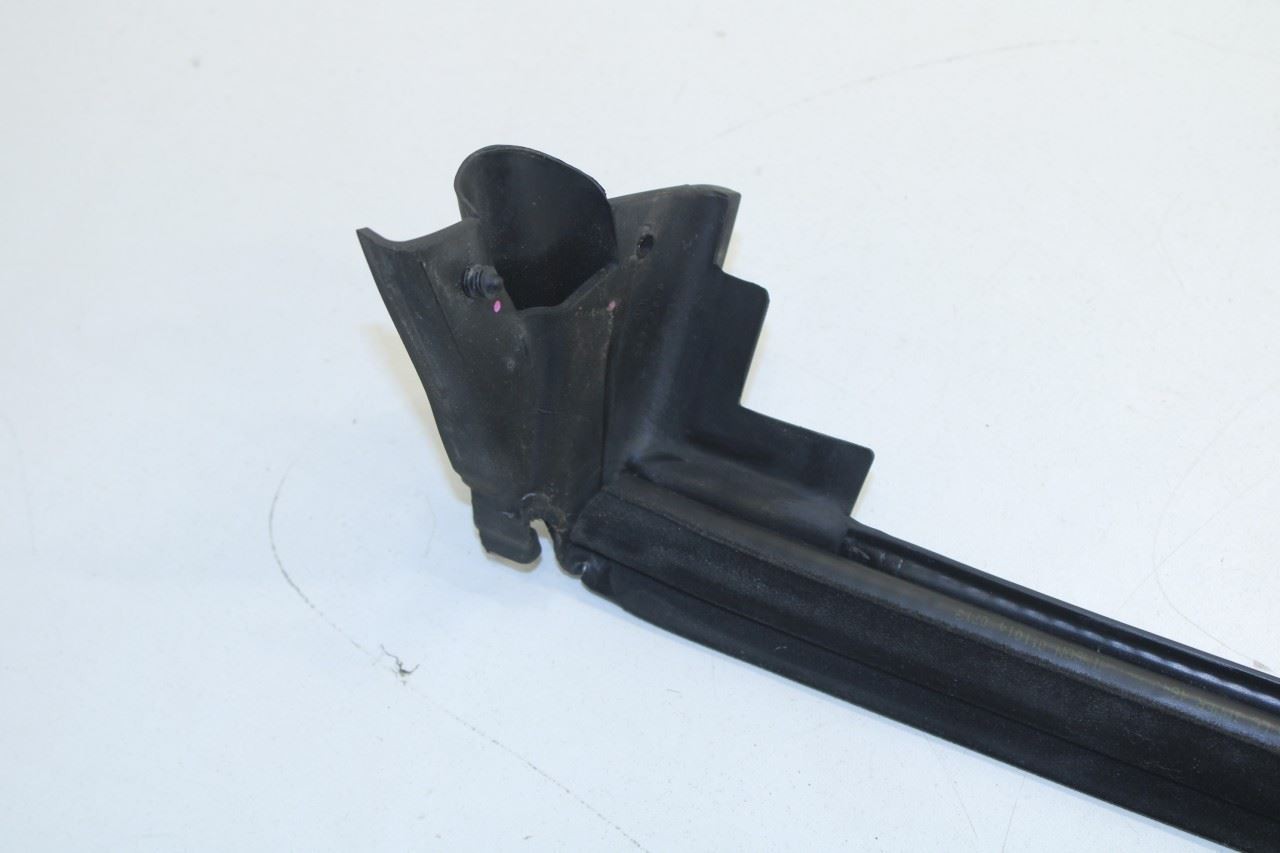 2008-2014 Dodge Challenger Front Left Door Belt Weatherstrip Pair 55399123AF OEM