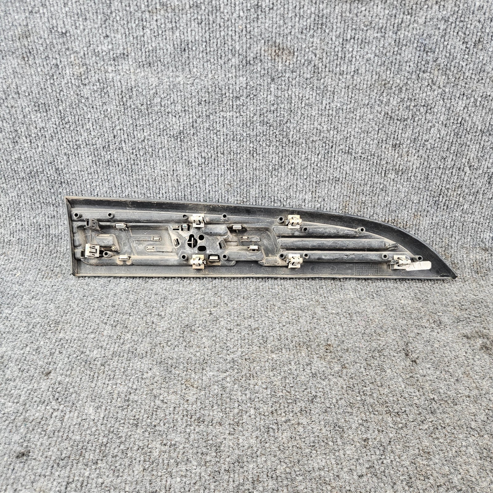 2011 2012 2013 2014 2015 2016 Ford F450 Super Duty XL Left Fender Emblem OEM