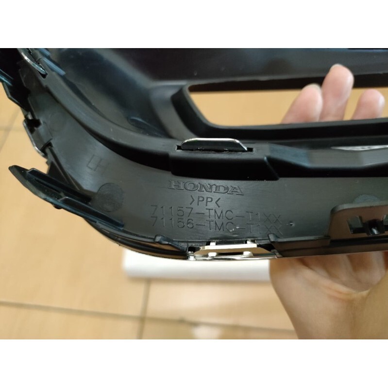 2pcs Genuine Honda CR-V RW 2018-2021 Foglamp Cover OEM Thailand