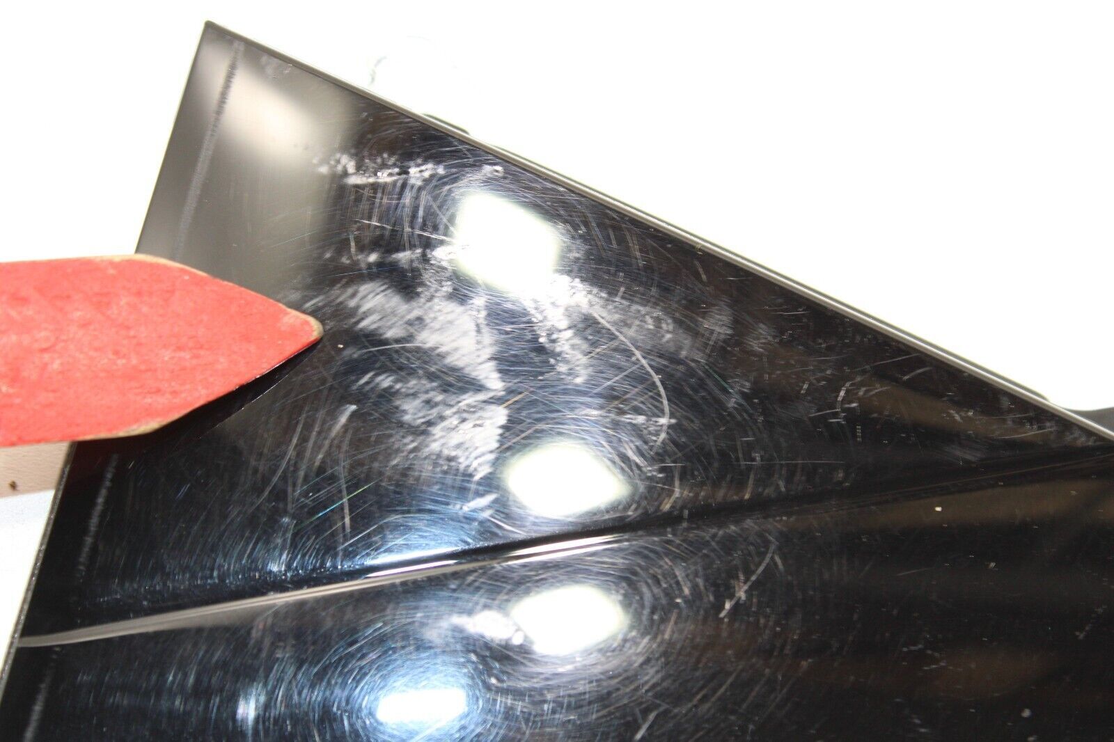 2018 – 2023 AUDI Q5 REAR LEFT DOOR WINDOW C PILLAR REARWARD APPLIQUE MOLDING OEM