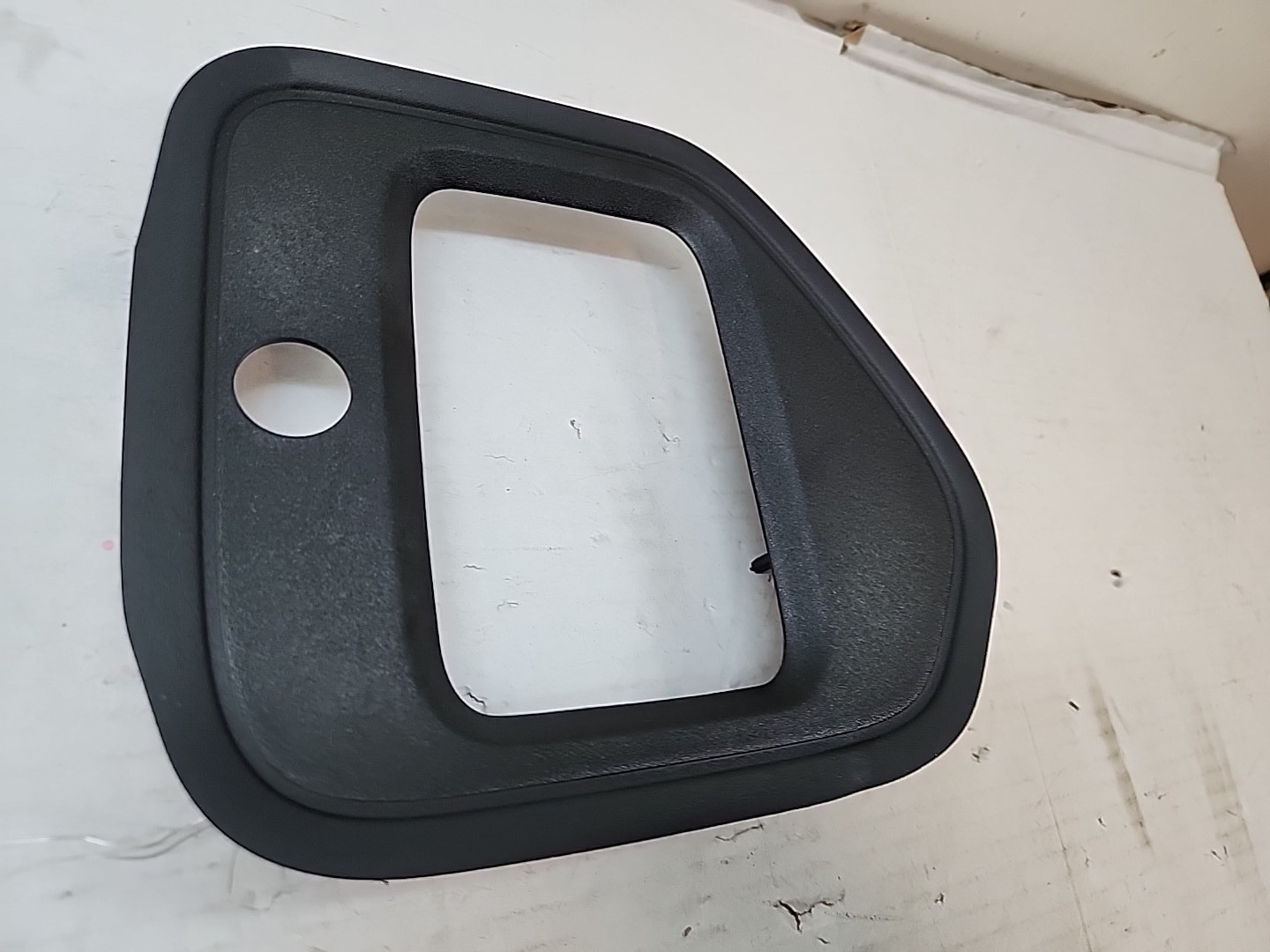 dp603112 RIVIAN R1S R1T 2025 Charging charge Port Bracket Plate cover OEM