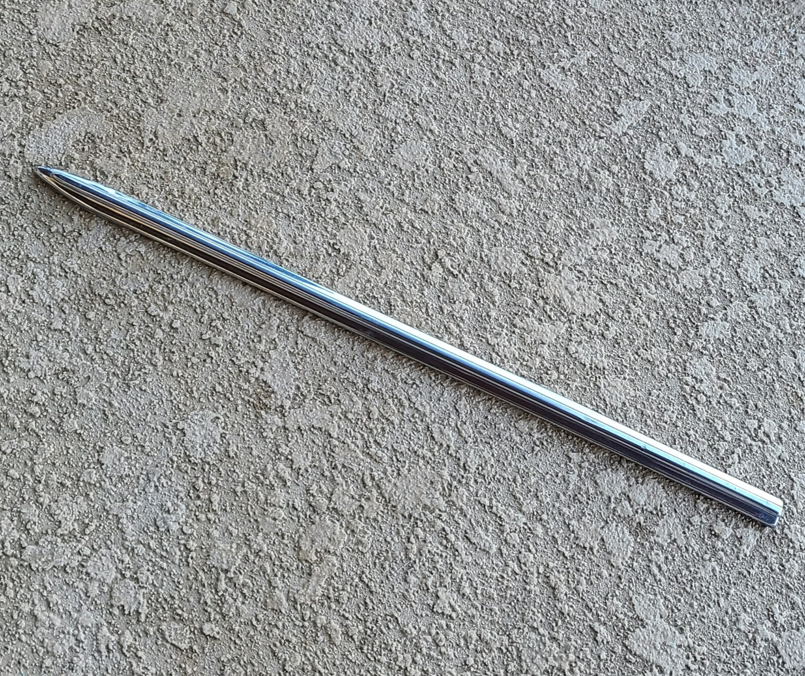 73 – 76 CADILLAC COUPE DeVILLE ORIGINAL FRONT FENDER SIDE SPEAR TRIM