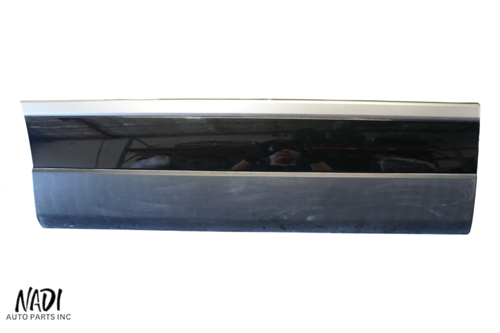 2013 – 2017 RANGE ROVER L405 LWB REAR RIGHT BODY MOLDING OEM EK52-274A-48-BB
