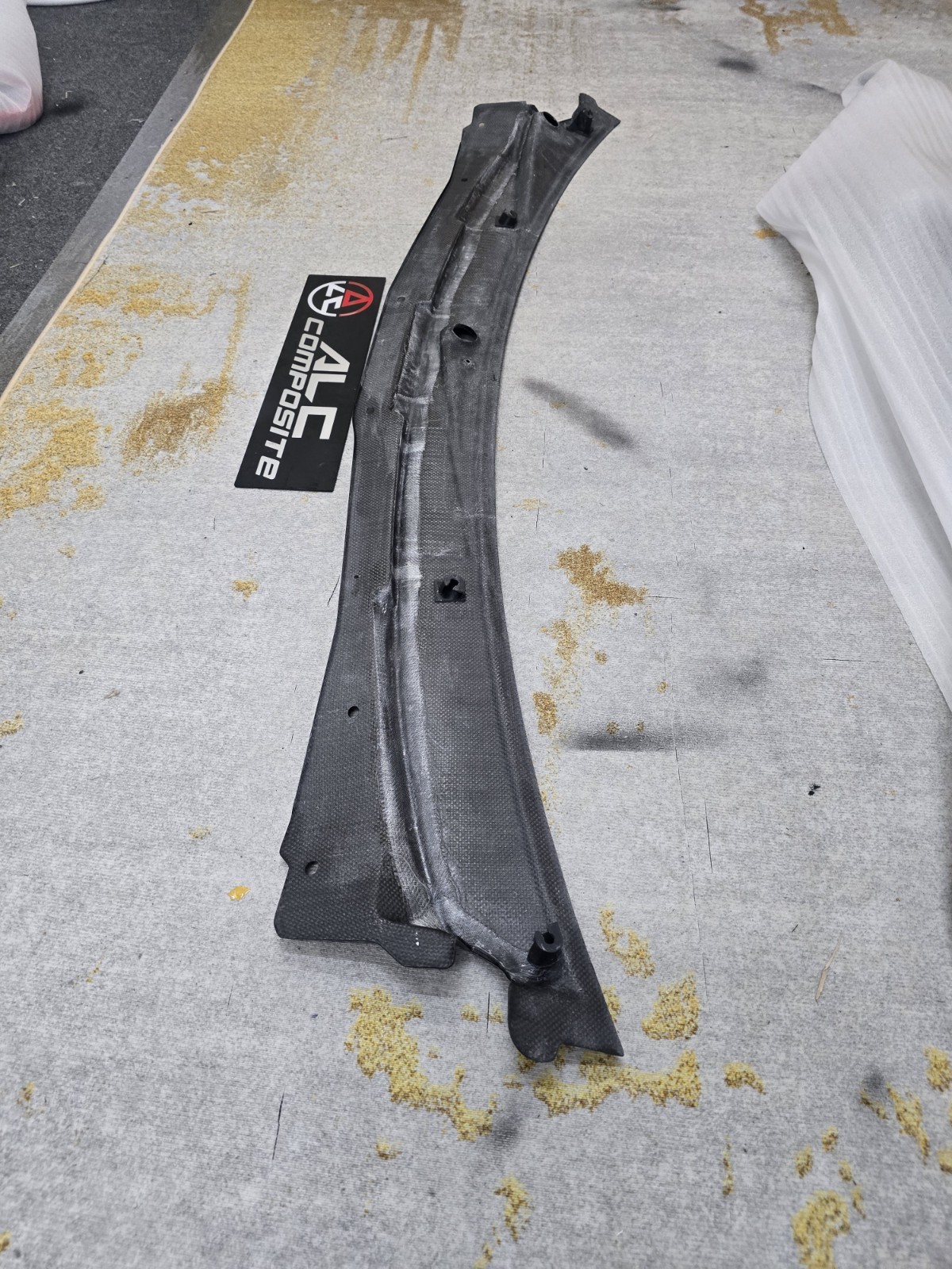 Fit for USDM LHD Nissan Silvia S15/S14/200sx Dry Carbon Wiper Cowl