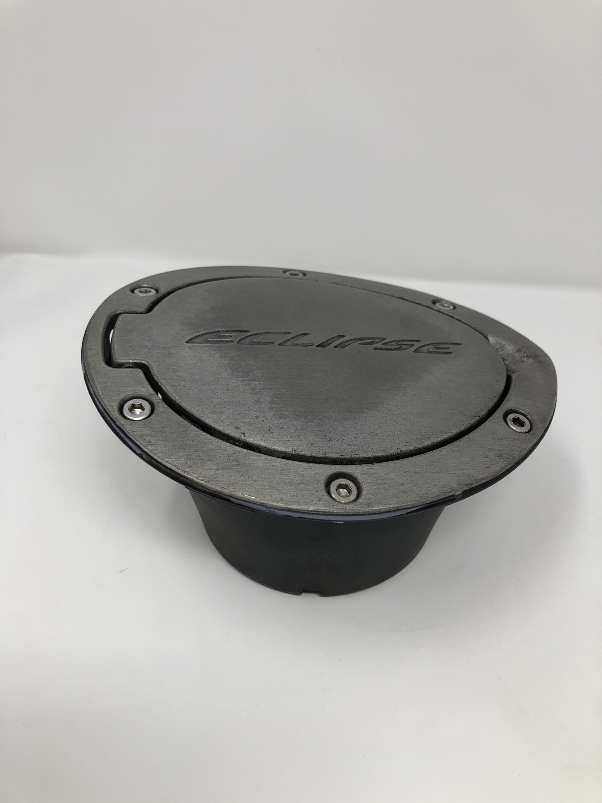 2006 – 2012 Mitsubishi Eclipse Aluminium Alloy Gas Filler Door Cover OEM