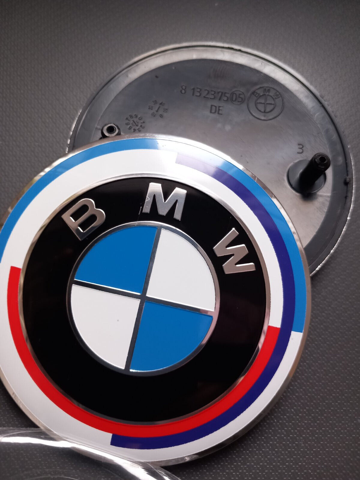 2 pieces SET 82mm+74mm bonnet AND trunk emblems FOR E46 E90 G20 G30