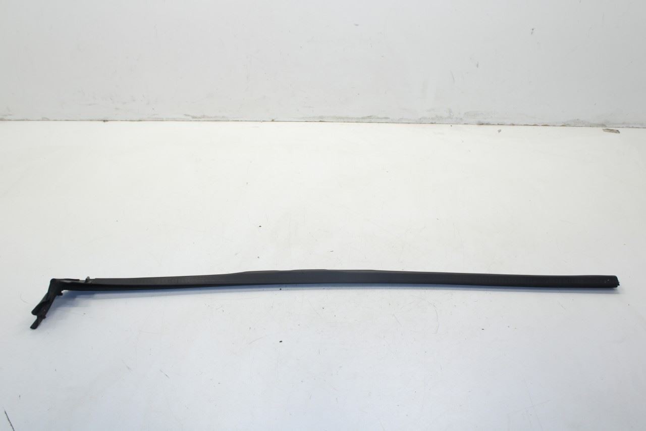 2008-2014 Dodge Challenger Front Left Door Belt Weatherstrip Pair 55399123AF OEM