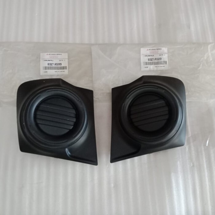 Genuine RH LH Foglamp Cover Garnish Mitsubishi Triton 8321A599/600 Thailand OEM