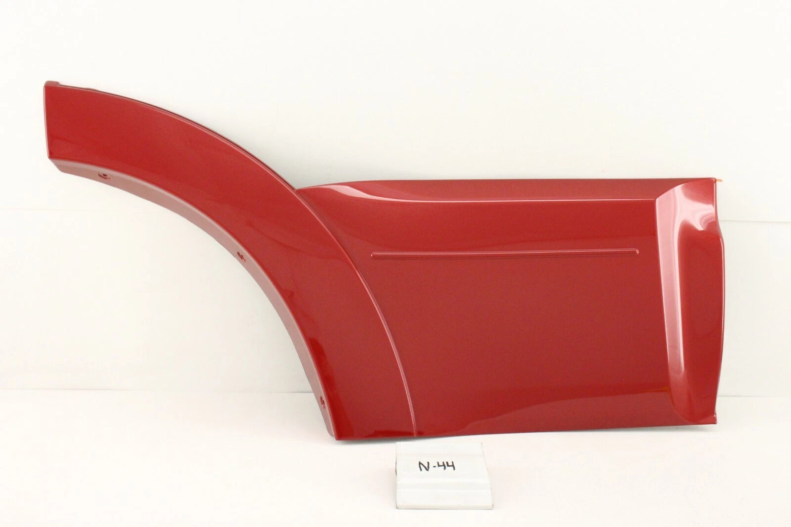 New OEM Genuine Mitsubishi Rear RH Lower Door Molding 2008-2022 Montero Pajero