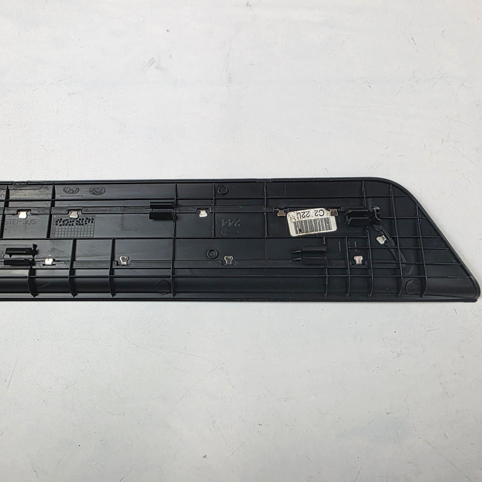 16-19 Hyundai Sonata Front Left Driver Side Inner Door Sill Trim Plate OEM