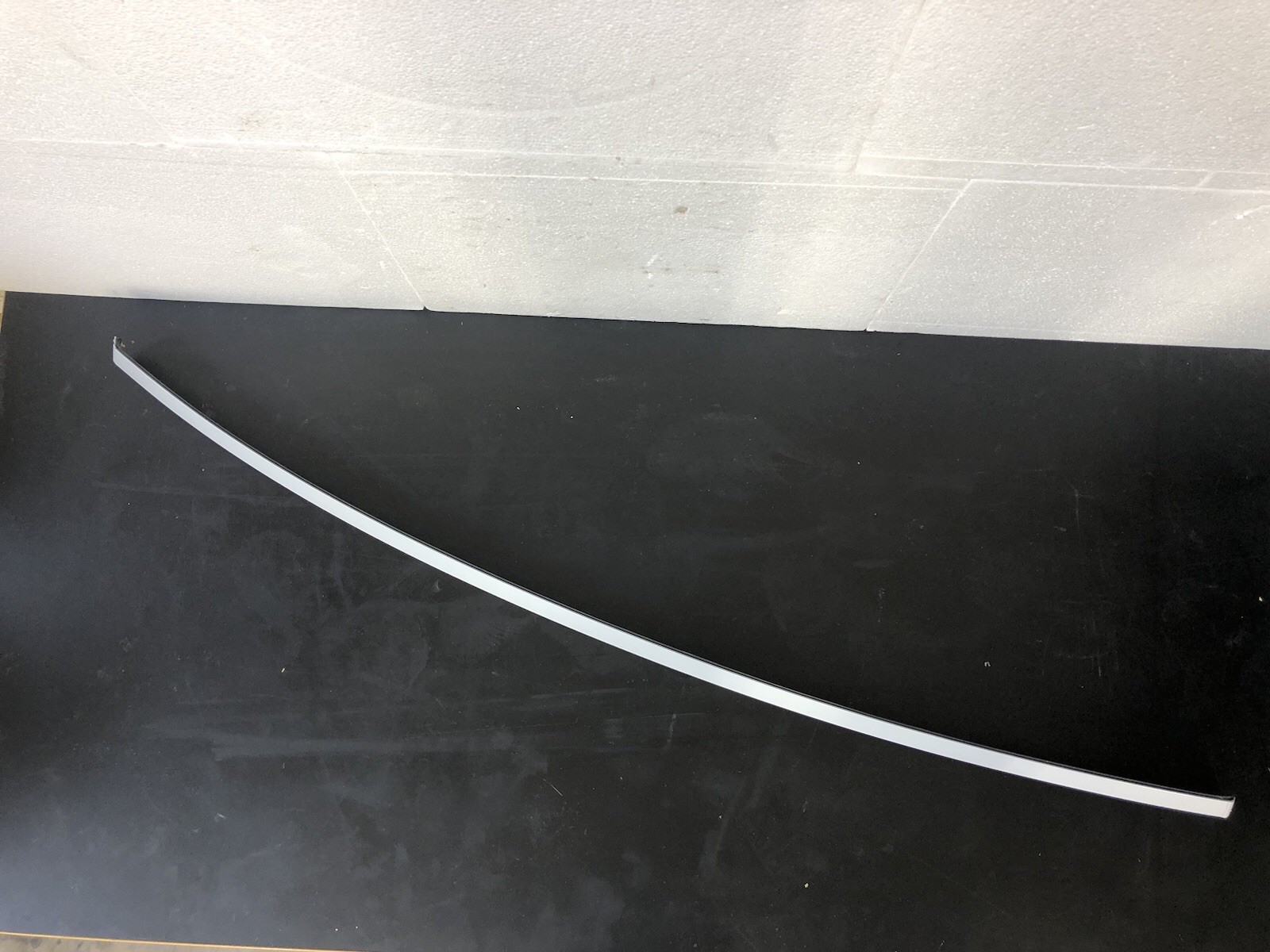 OEM 2017-2023 Jaguar XE Roof Trim Molding Pearl White Right side passenger rail