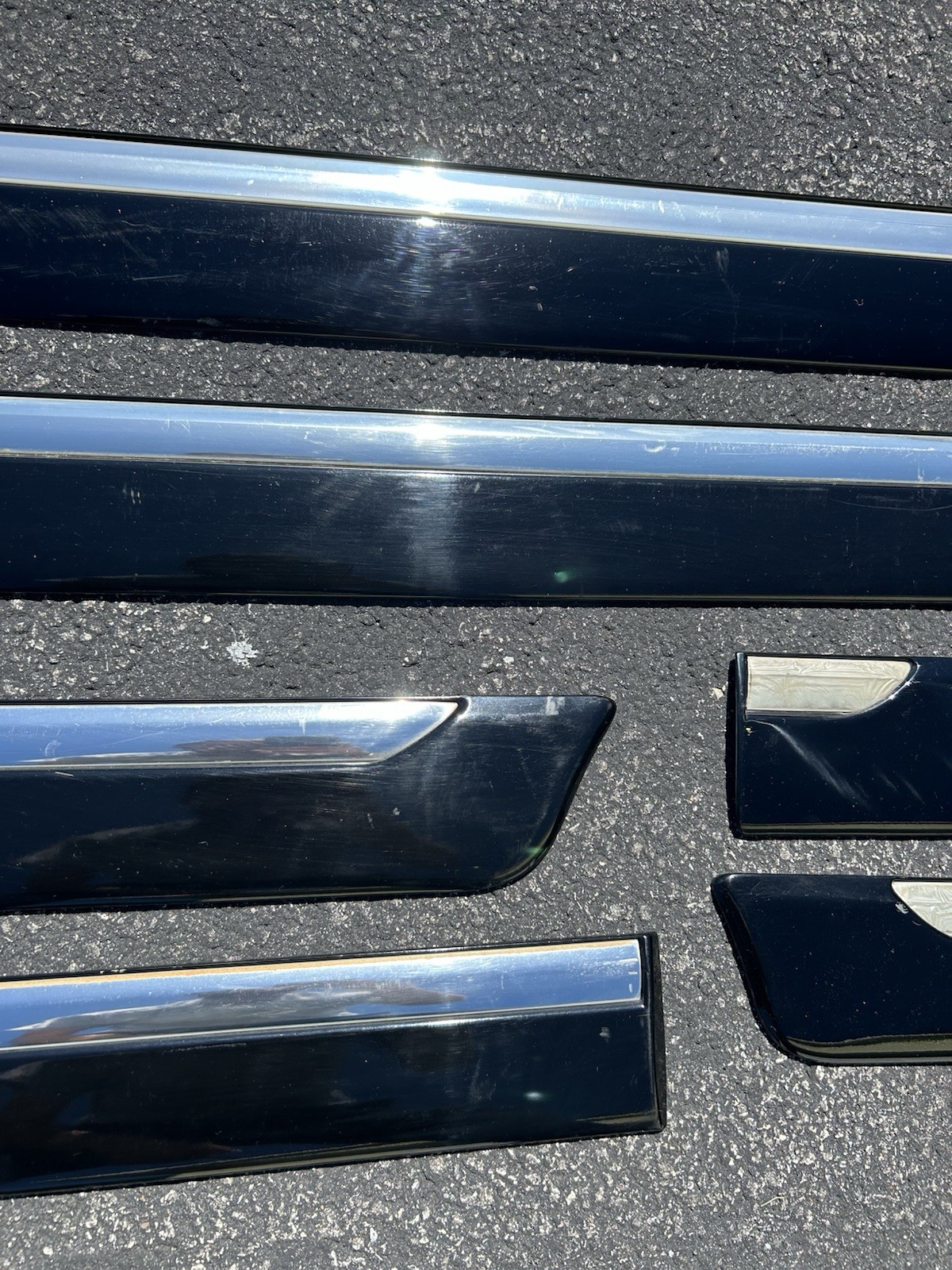 1998-2005 OEM GRAND MARQUIS DOOR MOLDING BODY SIDE IMPACT STRIP TRIM