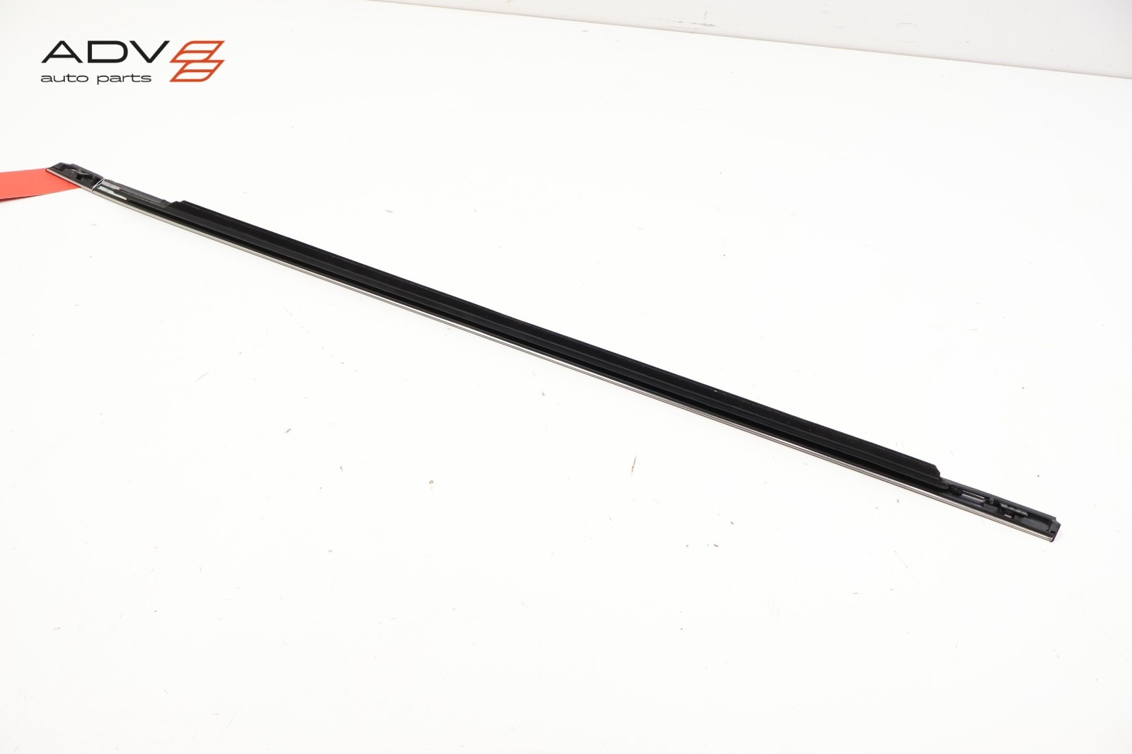 2022 – 2025 NISSAN PATHFINDER REAR LEFT SIDE DOOR WINDOW BELT MOLDING OEM