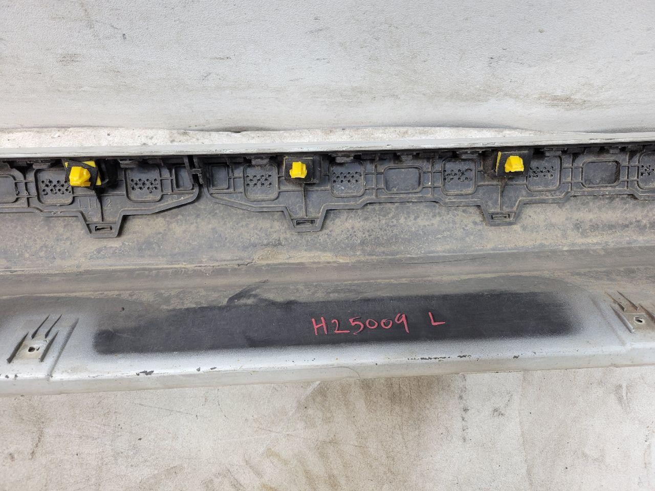2015 2016 2017 Hyundai Sonata SE Left Driver Rocker Molding 87751-C2000 White