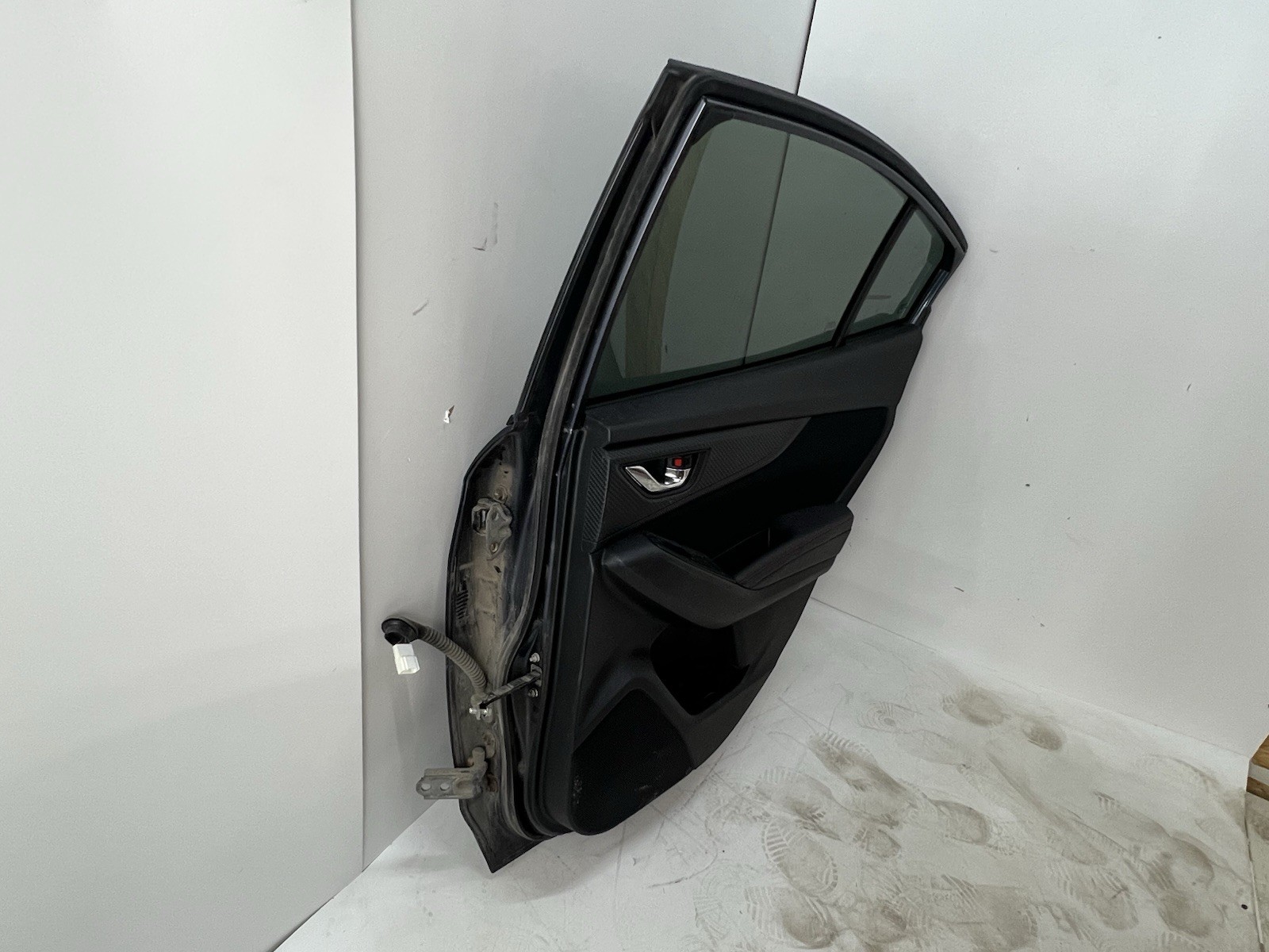 2017-2023 SUBARU IMPREZA REAR RIGHT PASSENGER SIDE DOOR ASSEMBLY K6U GRAY OEM