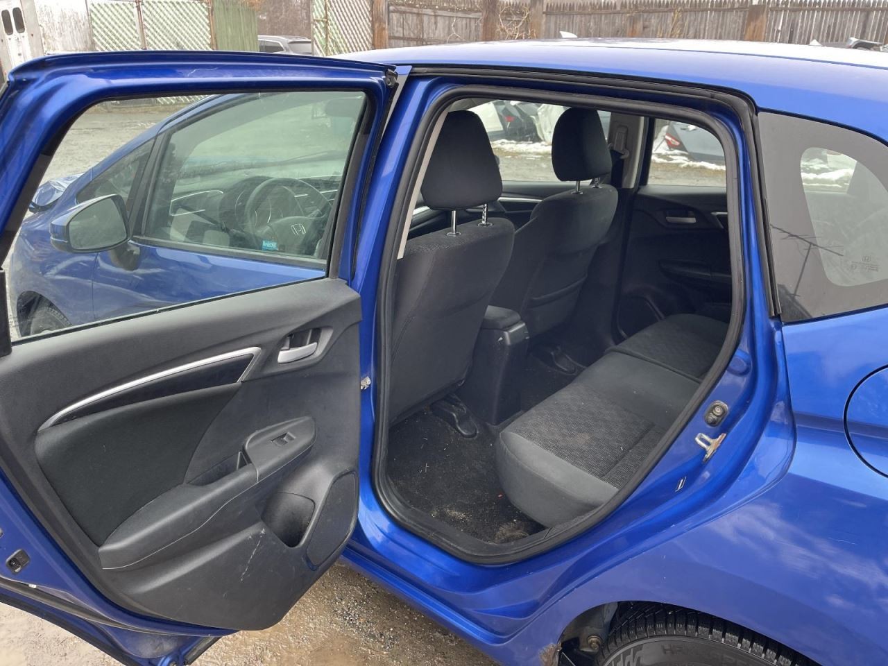 2015-2020 HONDA FIT LEFT ROCKER W/POST BLUE PC:B593M 1.5L MT FWD 122K -LX- 61871