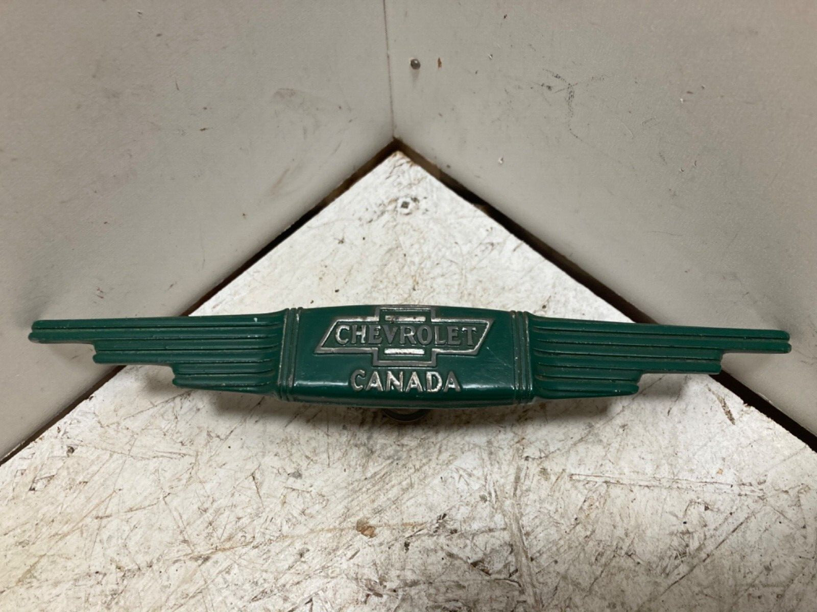 1937 Chevrolet Deluxe Trunk Deck Lid Emblem Medallion Trim Canada