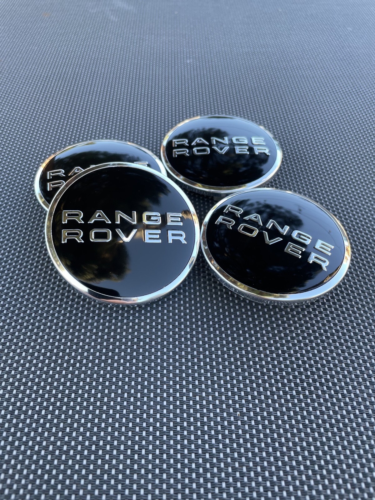 4x, Set of Range / Land Rover Wheel Center Hub Caps, HSE Land Rover Center
