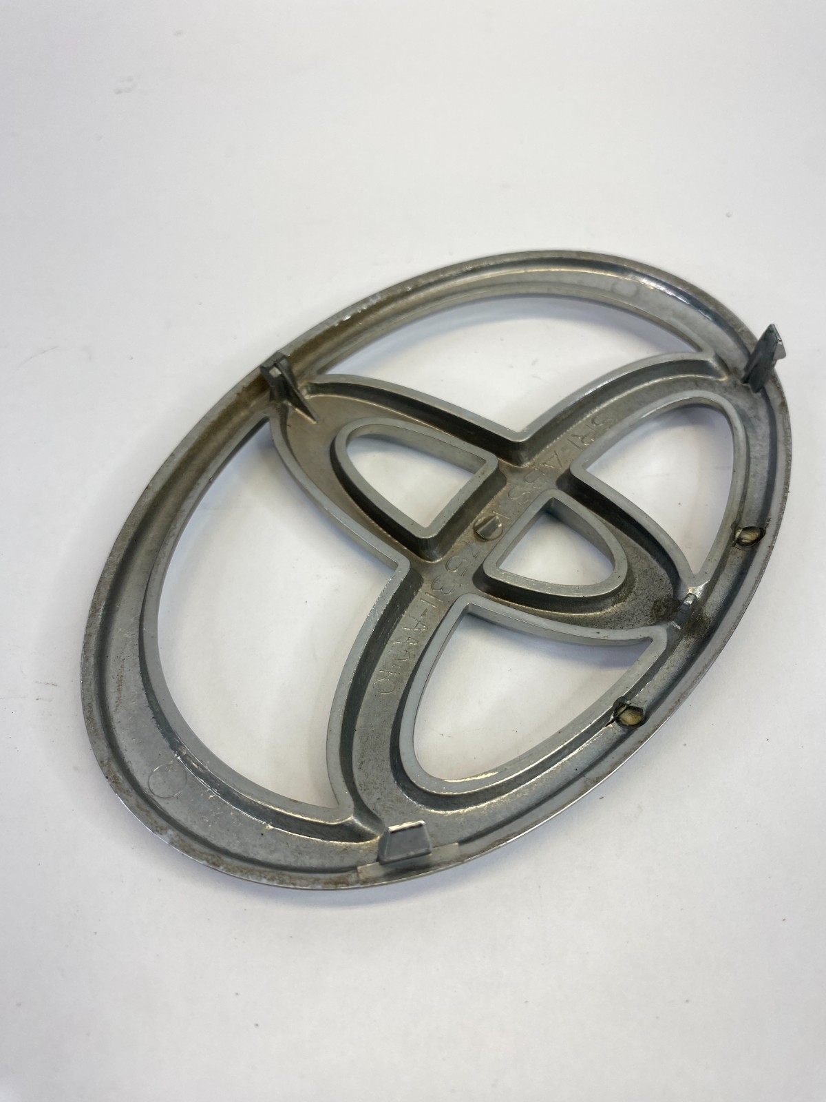 2009-2015 TOYOTA VENZA FRONT GRILLE REAR LIFTGATE LOGO BADGE 75311-AA040 OEM
