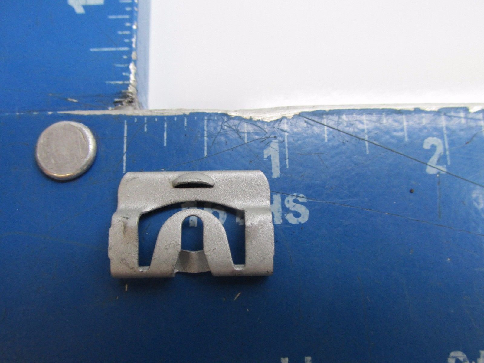 1968-1972 OLDS CUTLASS REAR WINDOW GLASS MOLDING CLIPS SET FOR TRIM SET OF 20