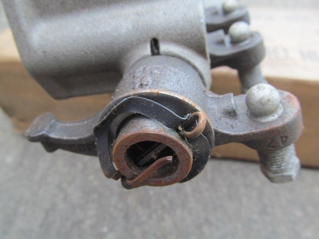1952 1953 1954 1955 1956 57 58 59 Ford 215 & 223 6 cylinder rocker arm assembly