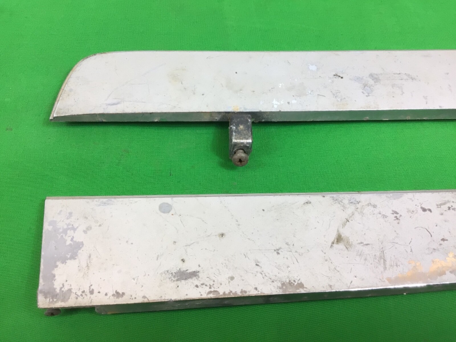 67 Ford Mustang Pony Horse Grille Emblem Left and Right Side Wings C7ZB-8B250-C
