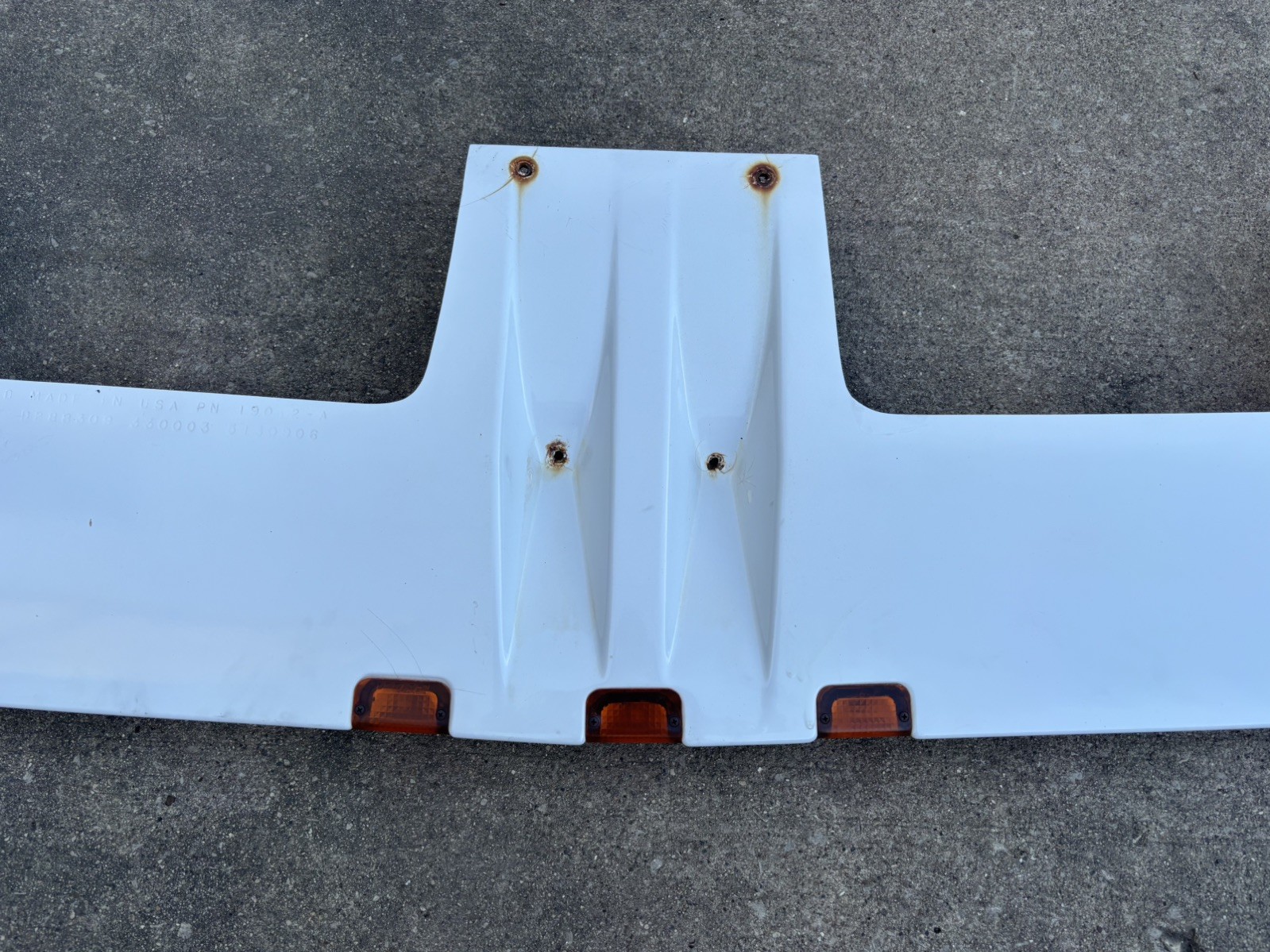 1988-98 OBS Chevy GMC 1500 2500 Truck Tahoe Suburban LUND 19012 Cab Visor