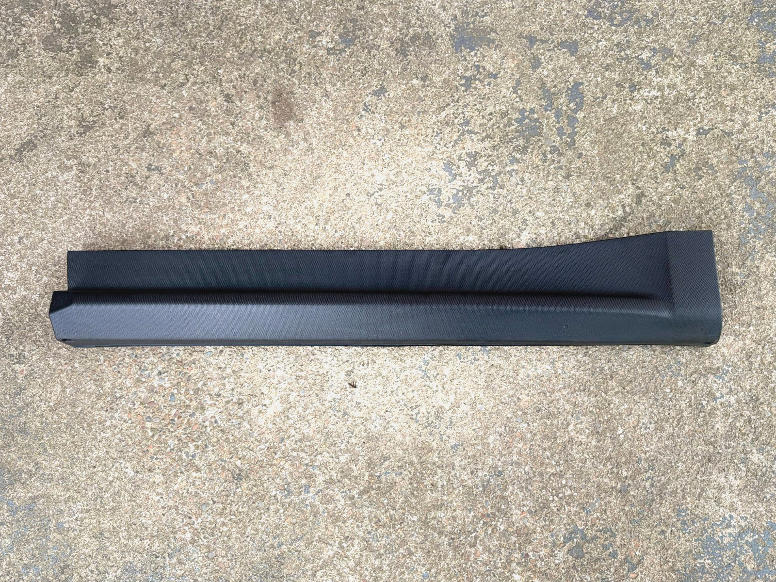 Chevrolet OEM 10-17 Equinox LH Front Left Door Lower Molding Trim Outer