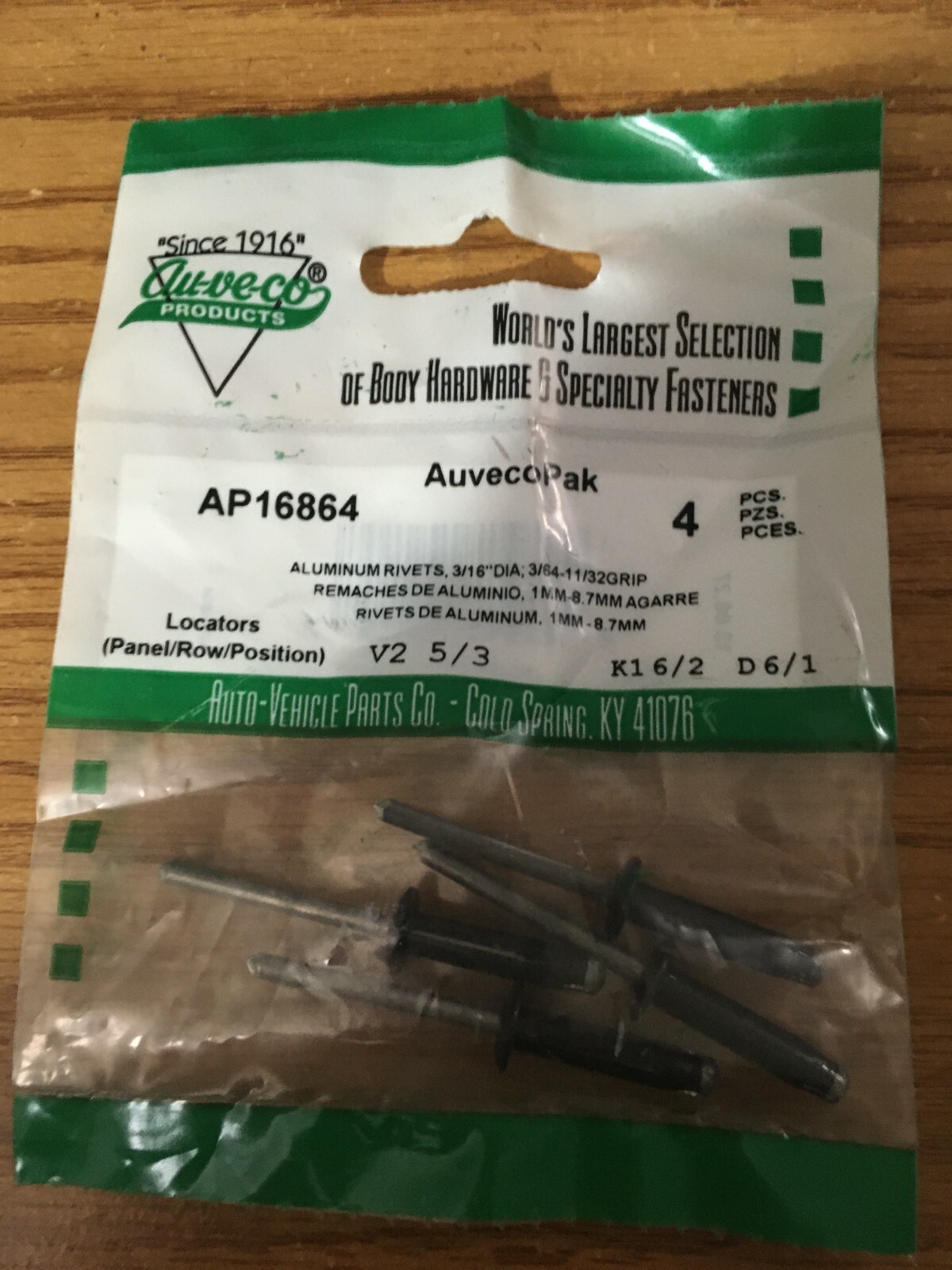 (4) 3/16″Diax3/64″-11/32″Grip Black/Plain Alum Moulding Attach Rivet