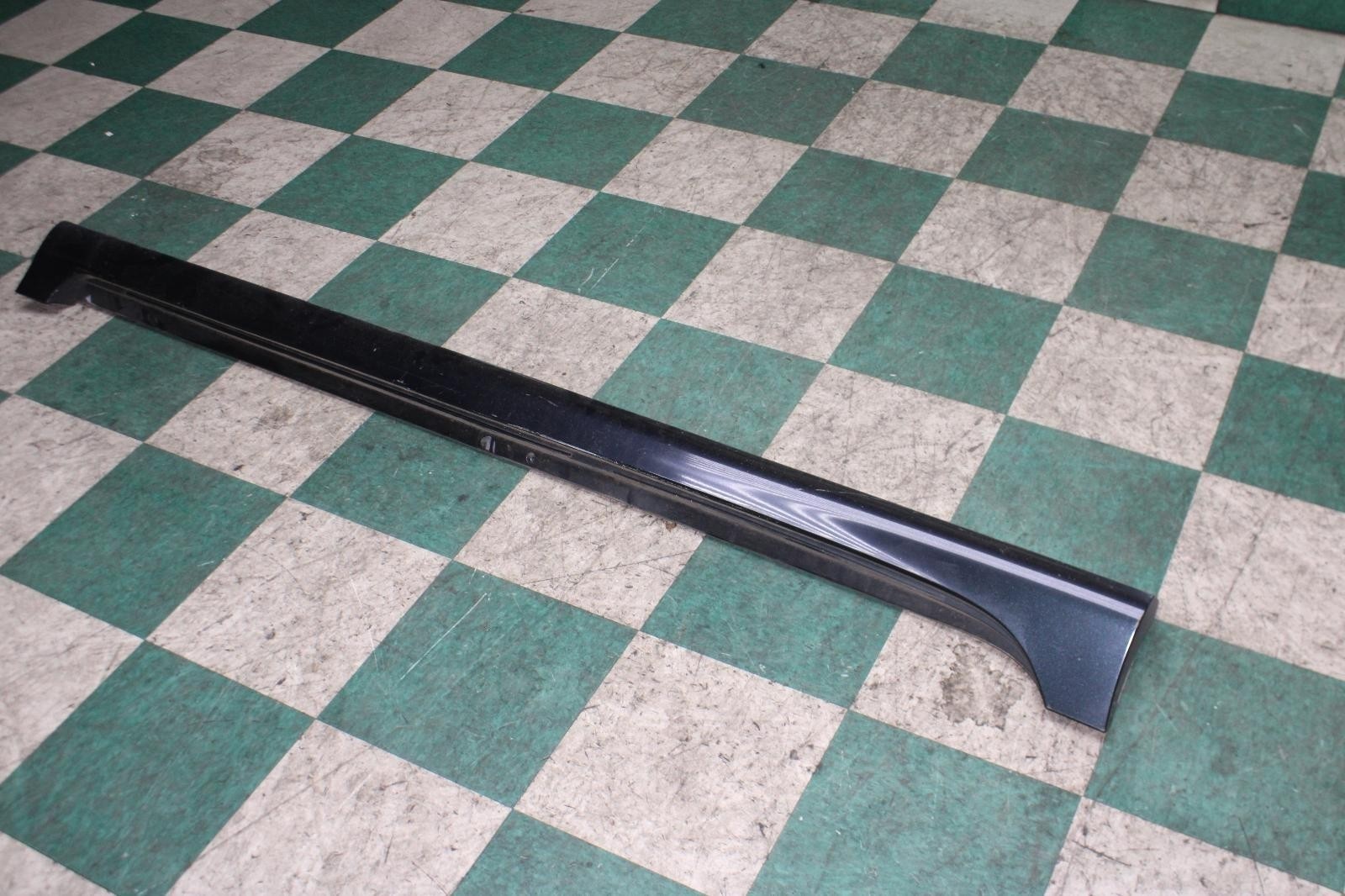 12-14 Camry Black Passenger Right RH Rocker Molding Side Skirt Unit Factory OEM