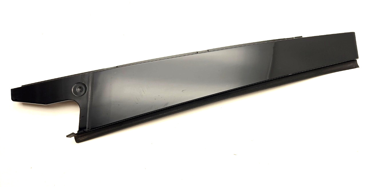 2009-2016 AUDI A4 S4 RIGHT REAR DOOR EXTERIOR B PILLAR MOLDING TRIM 8K0839902Q