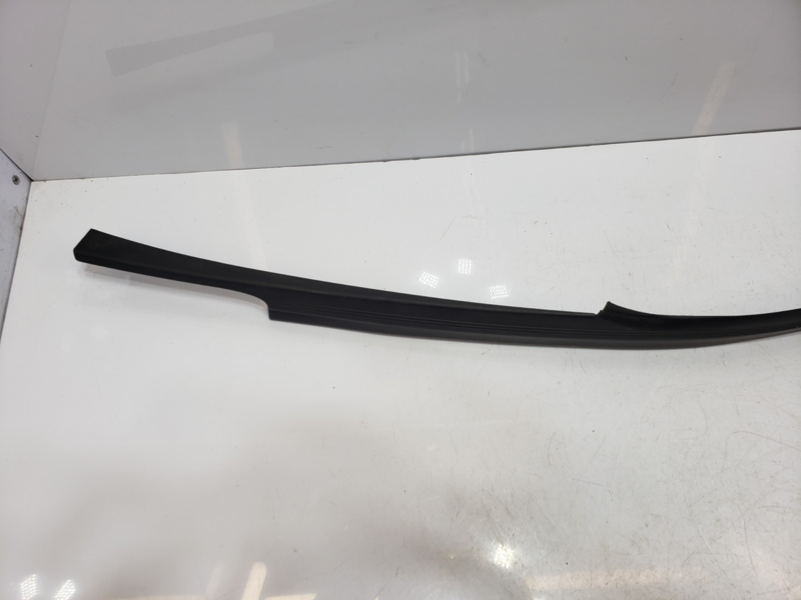 ✅ 05-12 OEM Porsche Boxster 987 Front Right Hood Bonnet Trunk Trim Panel Molding
