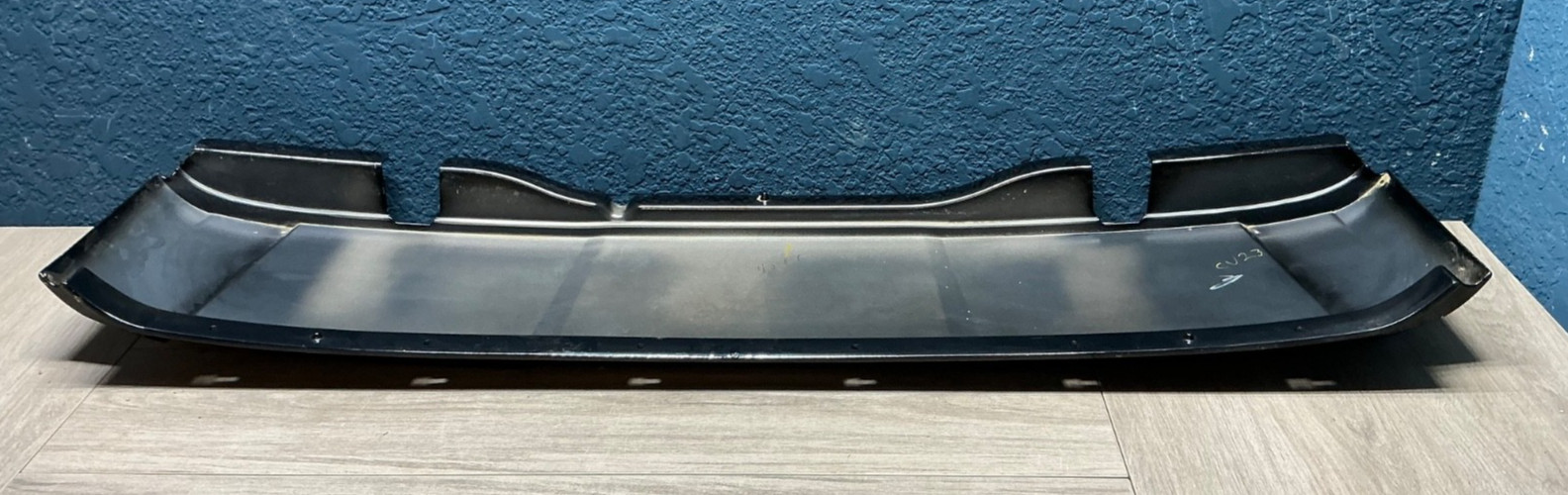 # 2020-2021-2022Chevrolet Corvette Stingray Stingray Coupe Roof Extension OEM