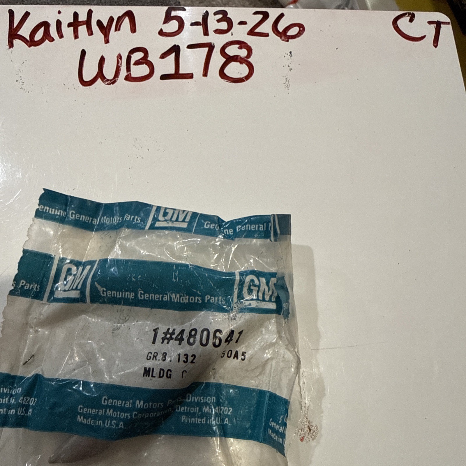 (1) GM 480641 Molding, Vintage Part, Sold Individually