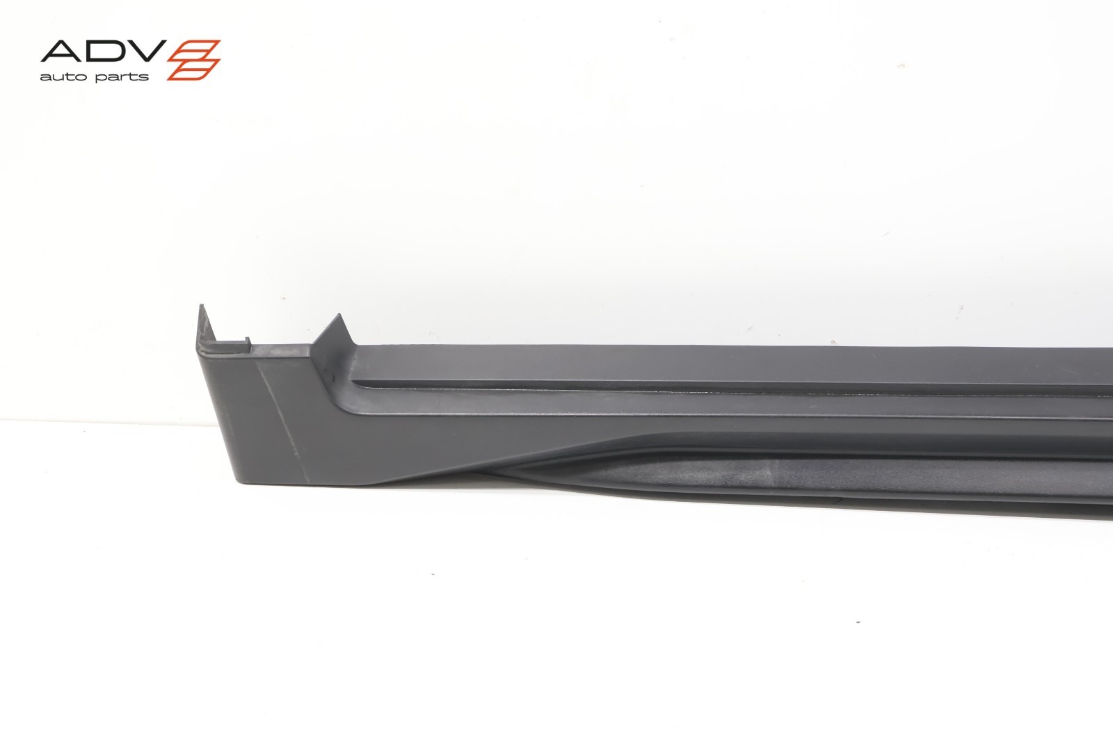 2017 – 2020 NISSAN ROGUE LEFT DRIVER SIDE SKIRT ROCKER PANEL MOLDING OEM
