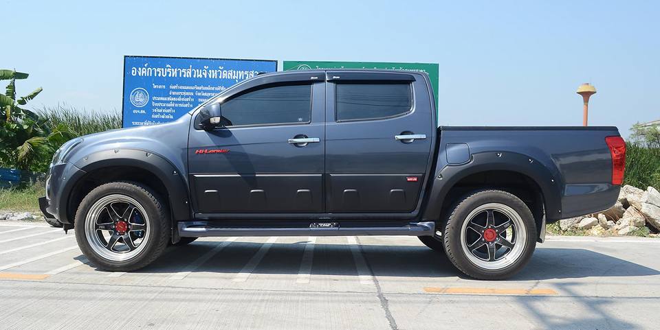 Side Molding Body Cladding Matte Black 4 Pc Fit Isuzu D-max Holden Rodeo 16 – 17