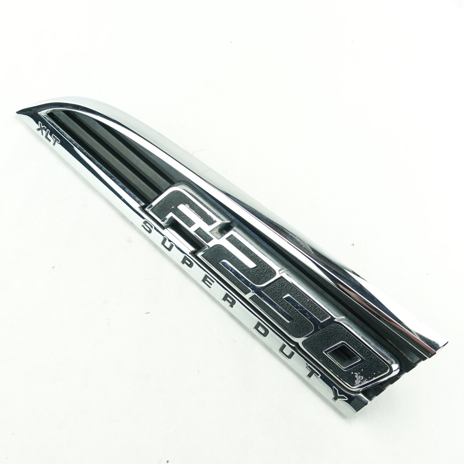 2011 2012 2013 2014 15 Ford F250 XLT Driver Left Fender Vent Emblem Logo