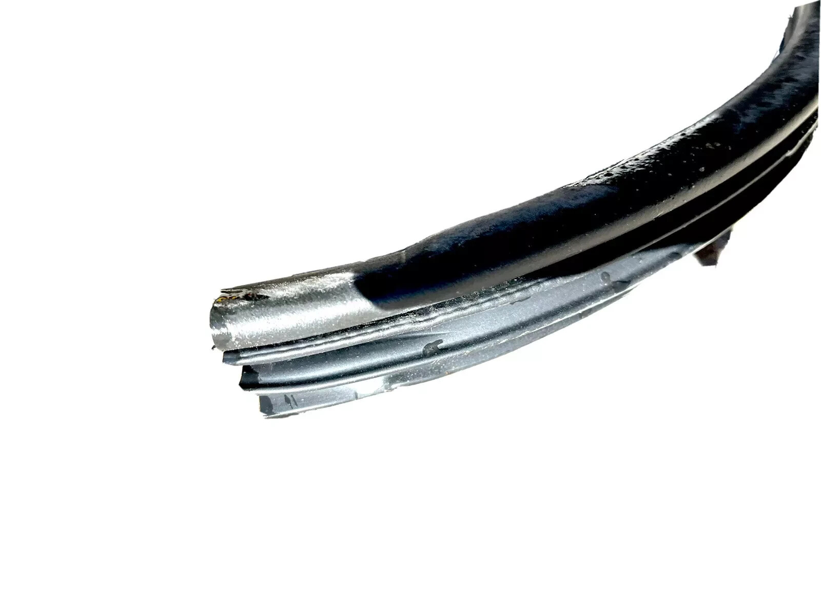 Weatherstrip Body to Left Rear Door Hyundai Sonata OEM 2006-2010