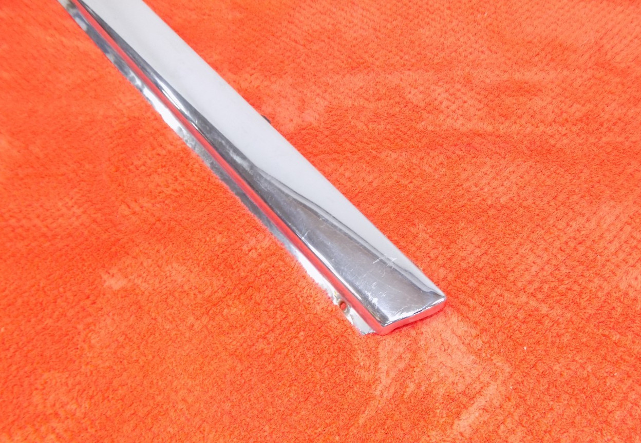 195O – 1953 CADILLAC ROADMASTER OLDS BUICK CONVERTIBLE RH QUARTER BELTLINE TRIM