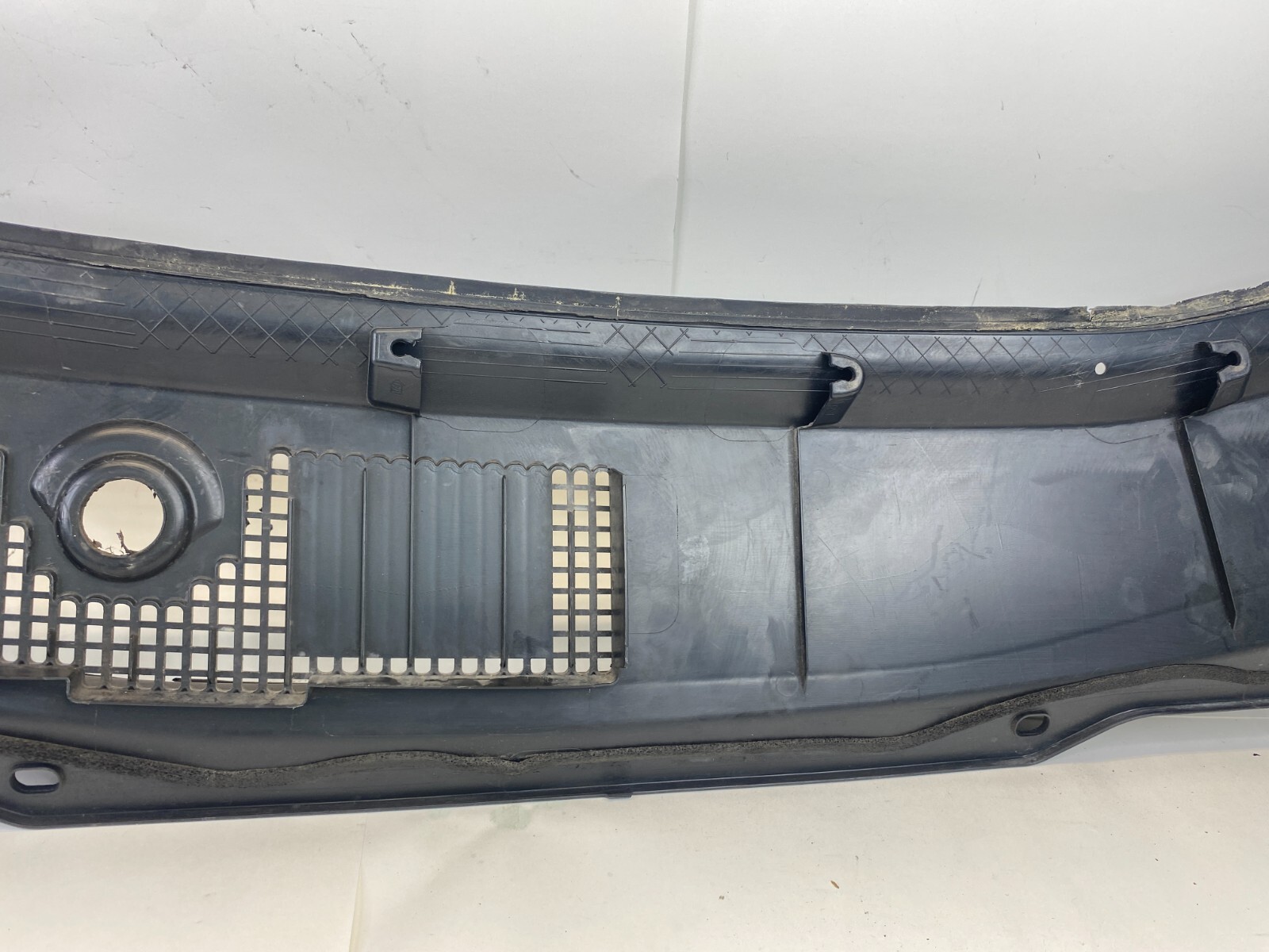 2008-2012 HONDA ACCORD FRONT WINDSHIELD COWL PANEL GRILLE 74210-TA0-A002 OEM