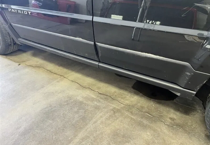 Driver Left Rocker Panel Moulding For 2016 Patriot 2708674