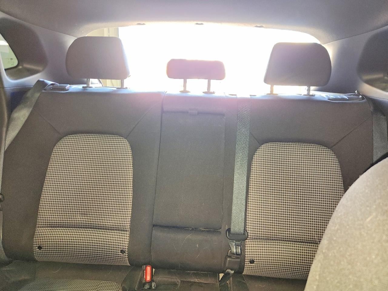 (LOCAL PICKUP ONLY) KONA 2021 Rocker Panel Moulding 1950961