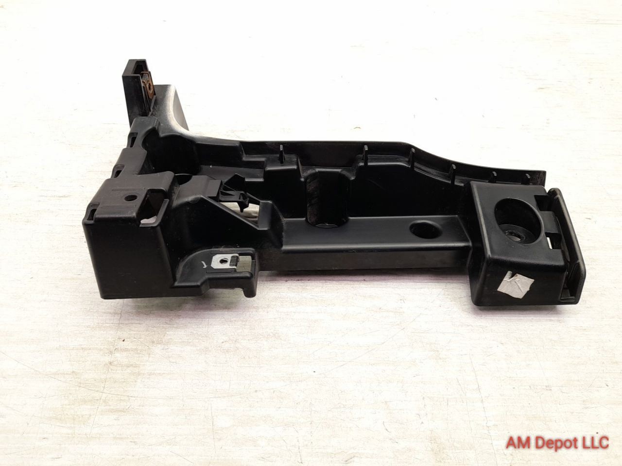 2011 BMW X5 E70 35i 40i Rear Bumper Cover Right Corner Bracket Guide 51127226936