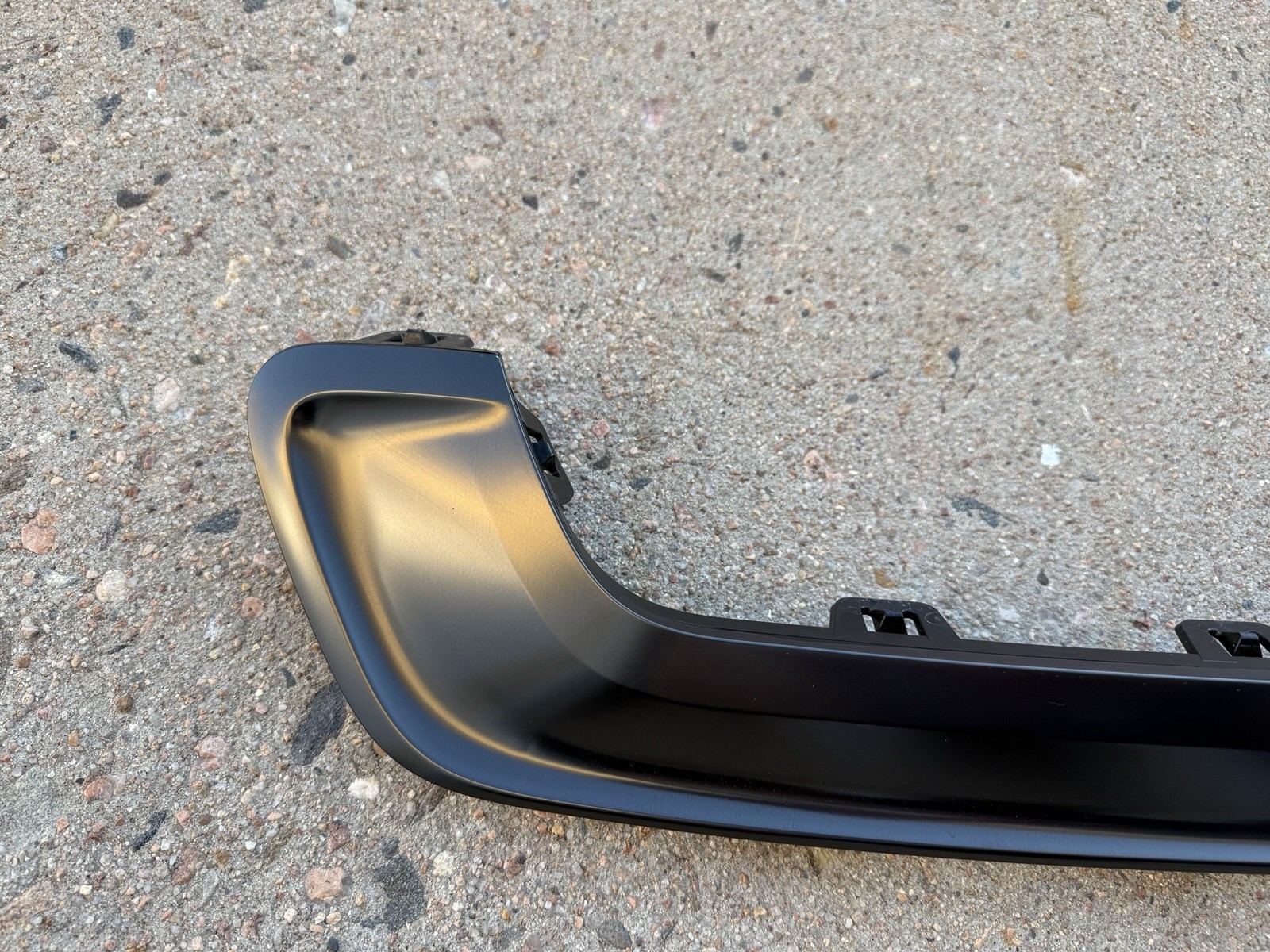 2022-2025 Rivian R1S Rear Bumper Center Moulding Gunmetal Finish Strip Trim OEM