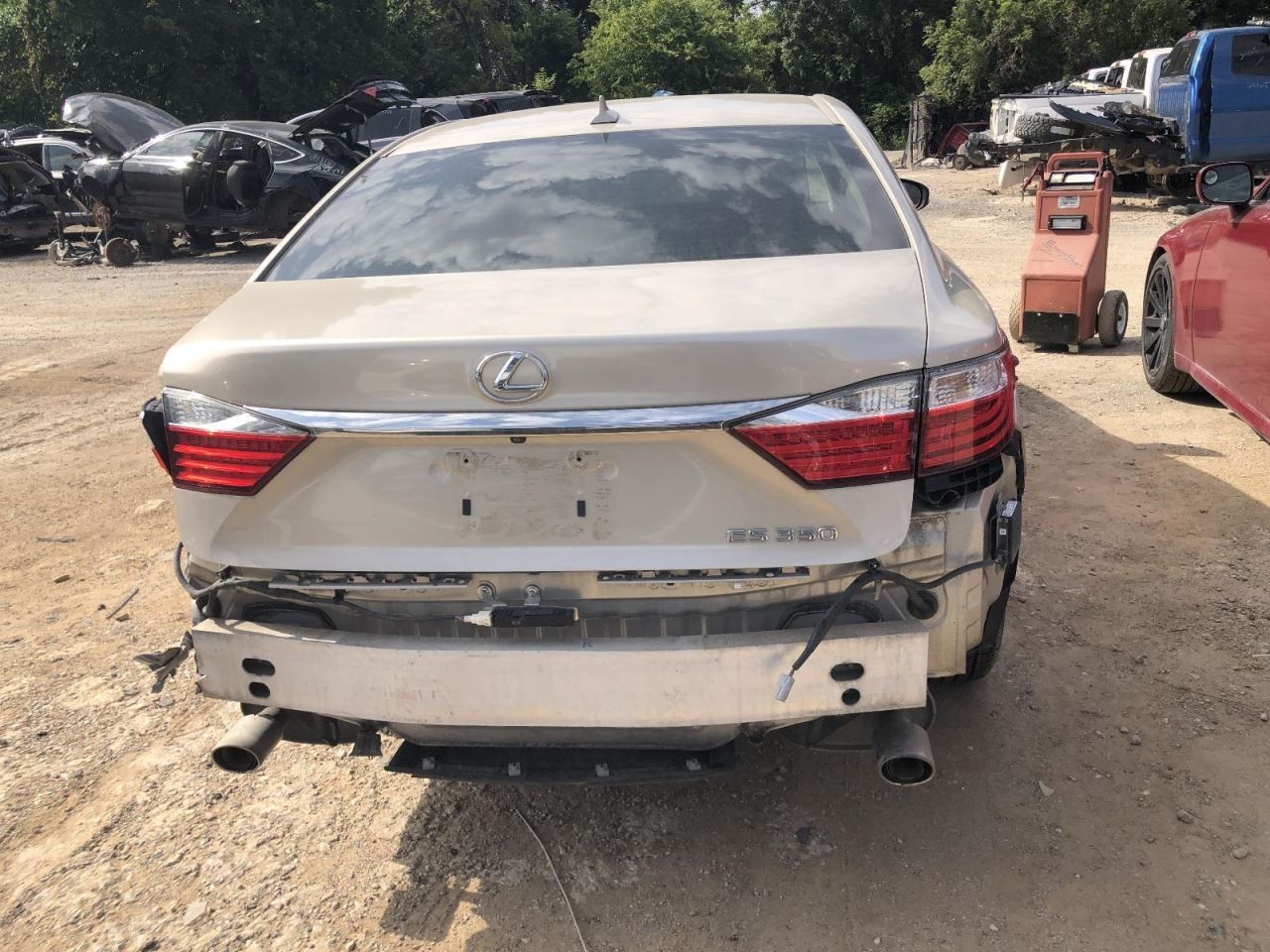 2013 2014 2015 LEXUS ES350 Silver Upper Grille w/o Pre-crash System 958082