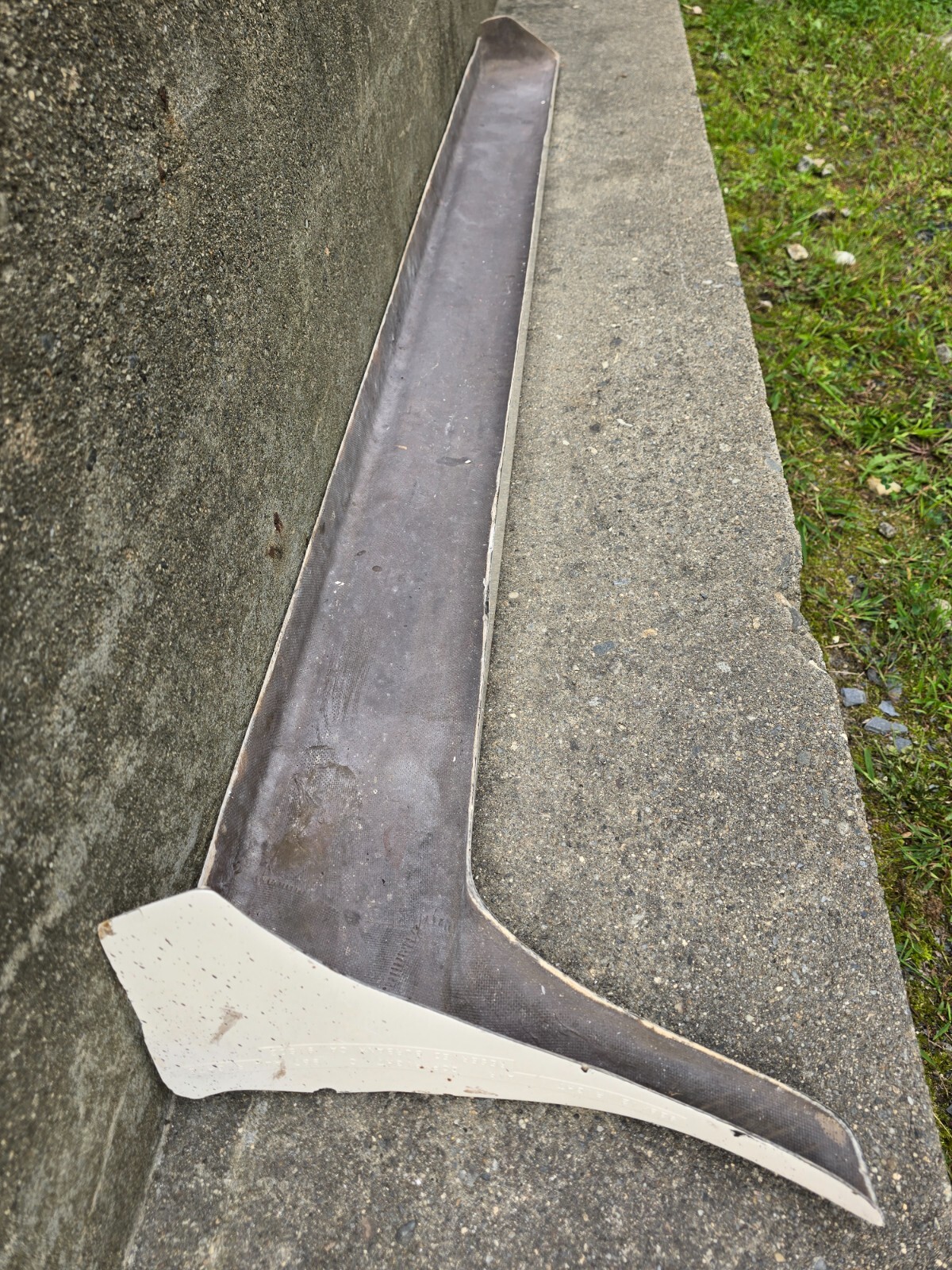NICE USED PORSCHE 928 LIGHTWEIGHT FIBERGLASS PASSENGERS SIDE ROCKER PANEL