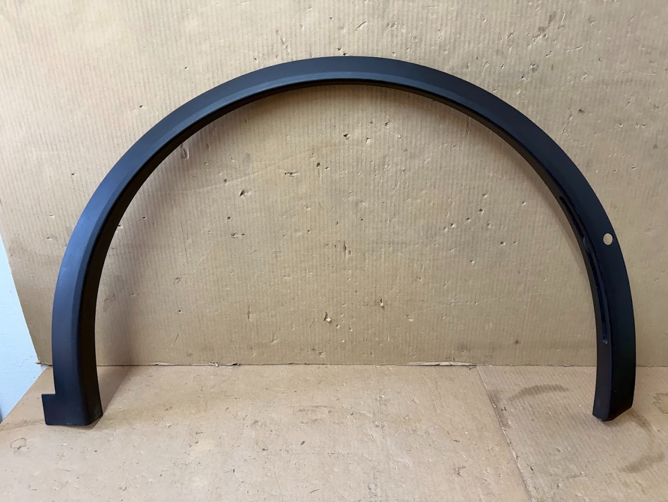 ✅ 16-21 Tesla Model X Front Right Fender Garnish Side Repeater 1035289-00-P