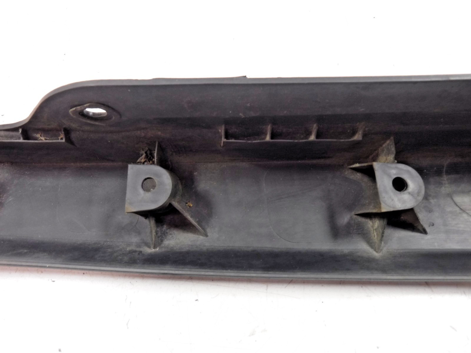 Jeep Commander 06-10 Rear Passenger Side Quarter Panel Trim Applique Factory OEM